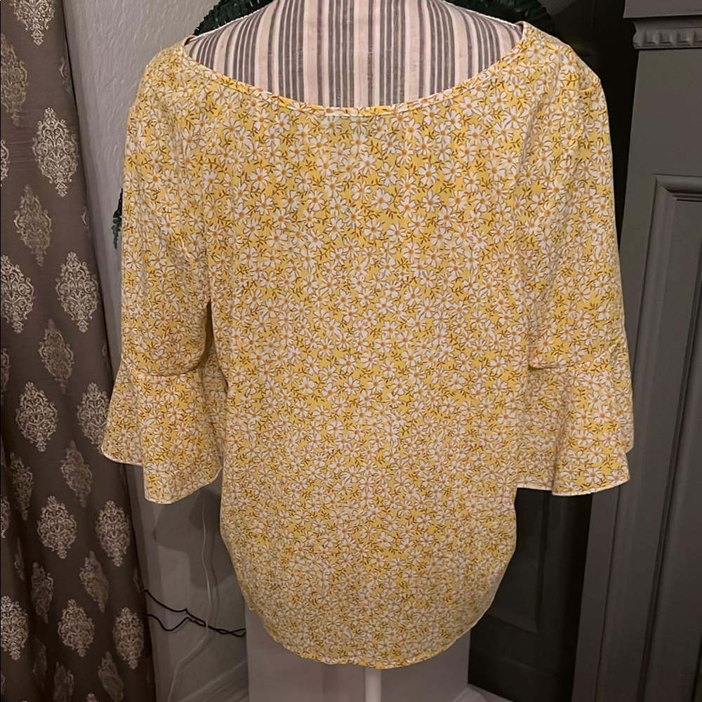 Floral Yellow Women's Top - Picture 4 of 6